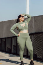 Load image into Gallery viewer, Melanie Scrunch Leggings - Sage