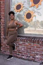 Load image into Gallery viewer, Taupe Scrunch - Leggings