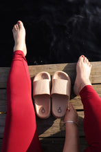 Load image into Gallery viewer, Femme Cloud Slides