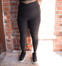 Load image into Gallery viewer, Bold Black - Leggings