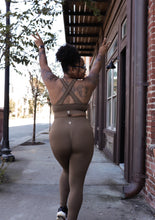 Load image into Gallery viewer, Taupe Scrunch - Leggings